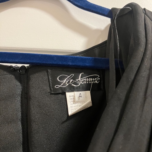 La Femme Black Maxi Dress - Picture 4 of 6